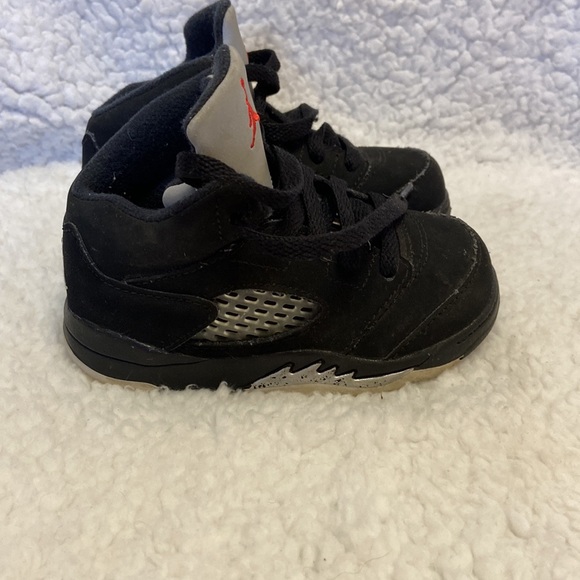 Nike Air Jordan High Tops Black Boys Size 6 - Picture 2 of 6